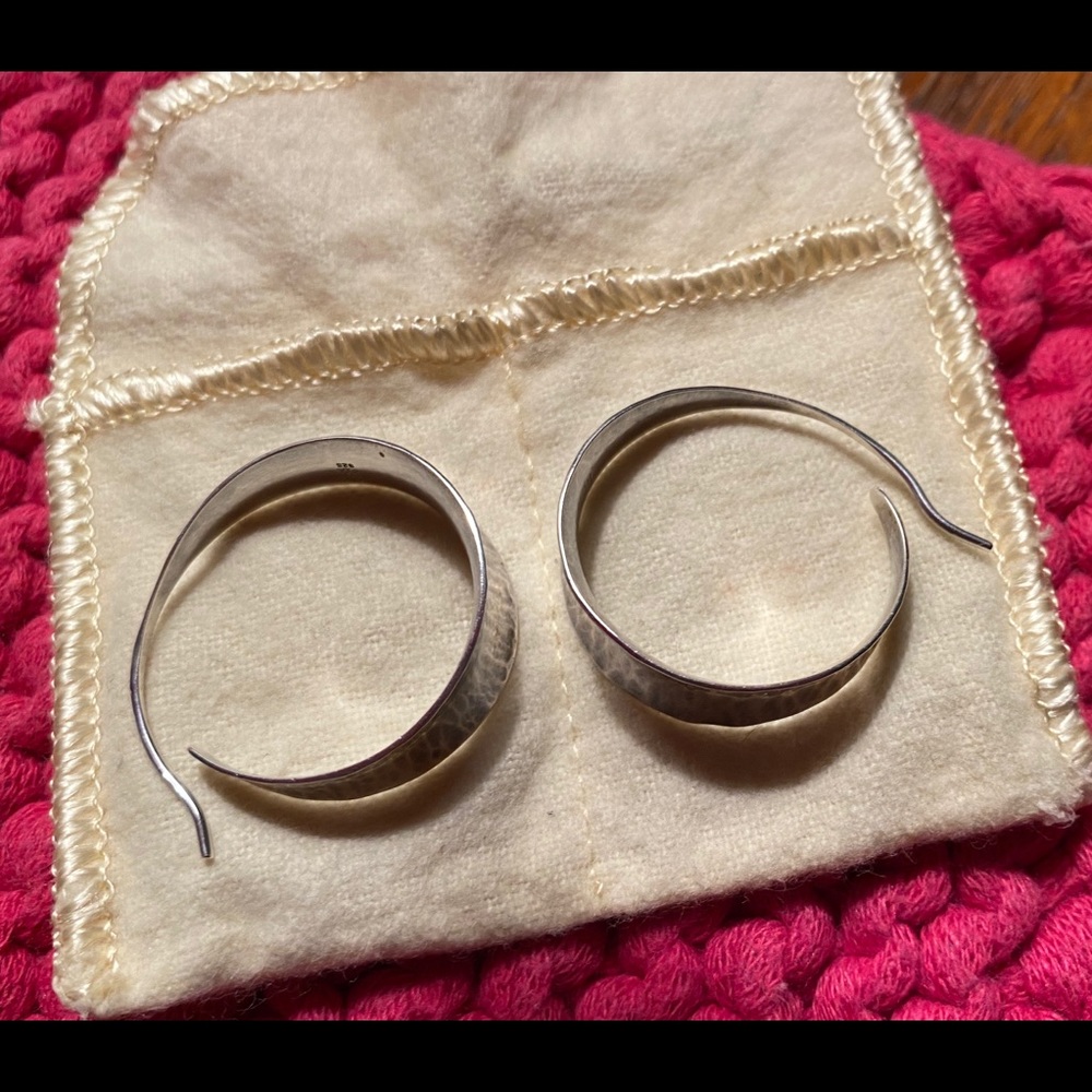 James Avery Valle Ear Hoops